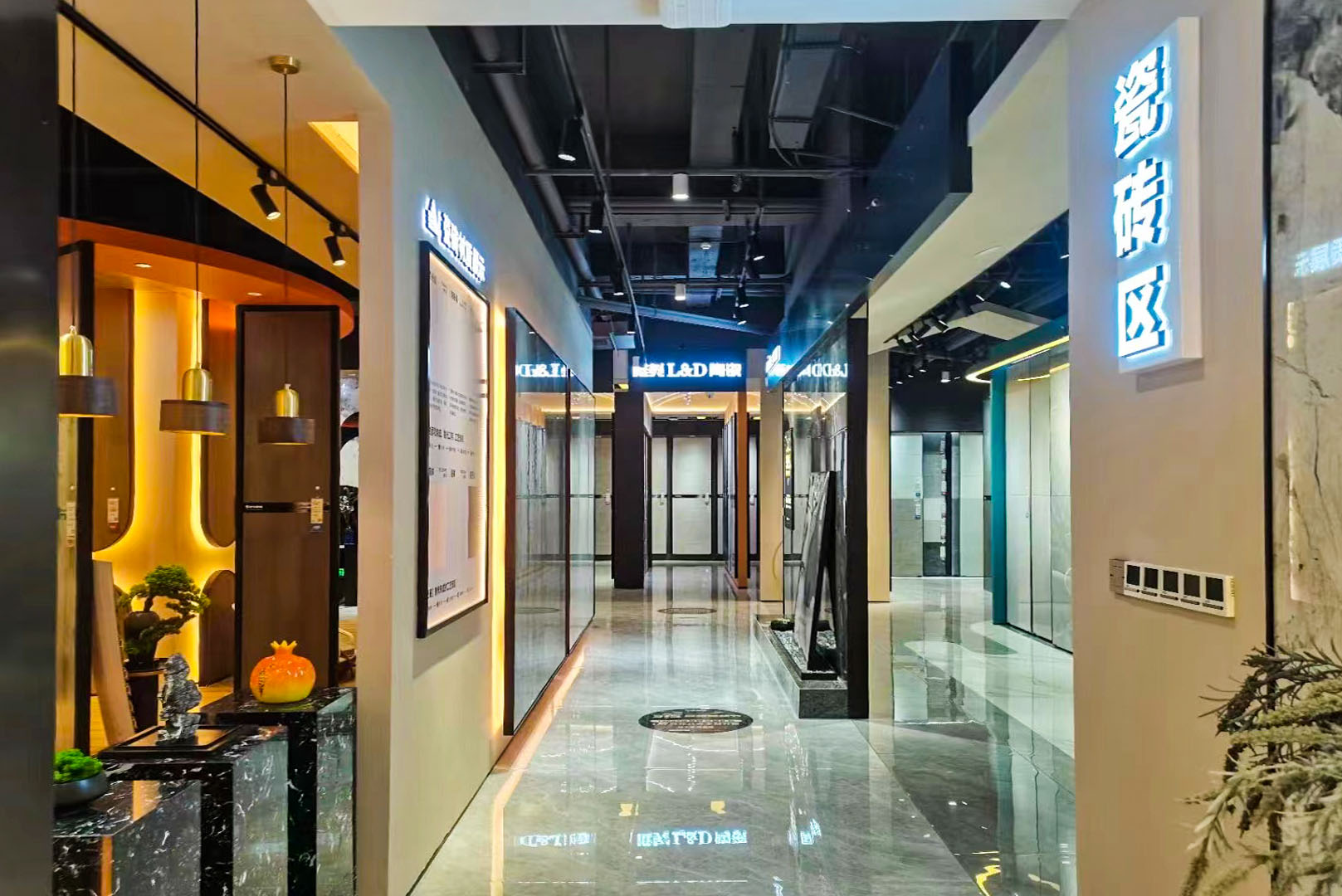 2萬(wàn)平材料實(shí)景樣板間展廳 2萬(wàn)平材料實(shí)景樣板間展廳