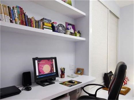 您家有小小的書(shū)房嗎？是怎么樣的呢？